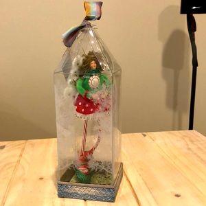 Laurel Nelson for Silvestri. Lollipop ornament